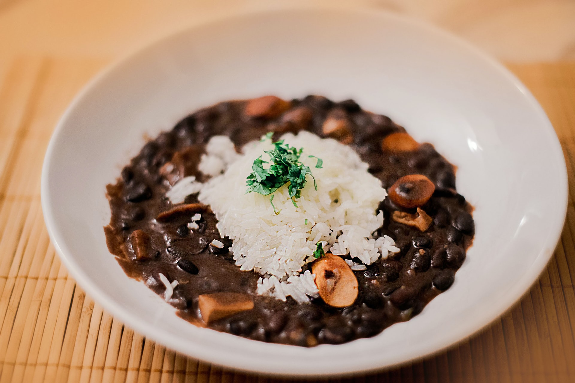 What to Serve With Black Beans and Rice