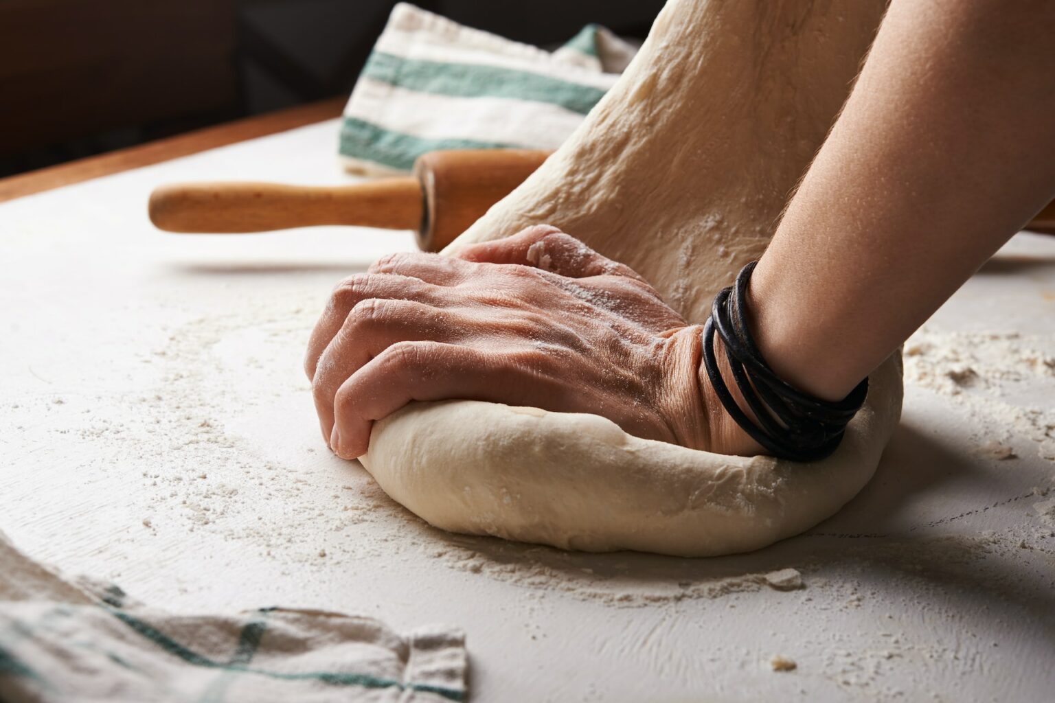 what-is-strong-flour-downinthekitchen